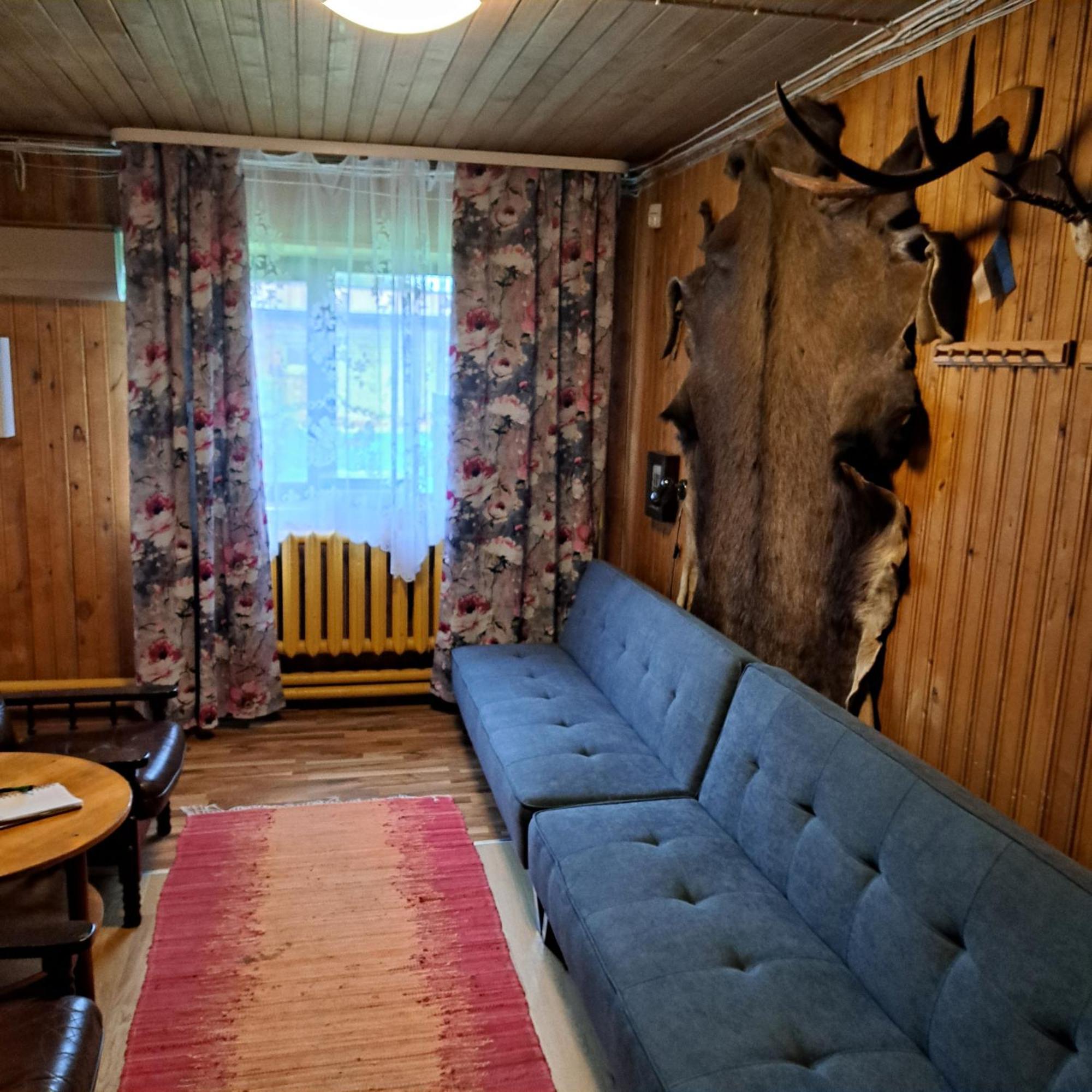 Tolli Hostel & Holiday House Valga Extérieur photo