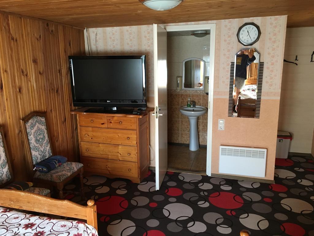 Tolli Hostel & Holiday House Valga Extérieur photo