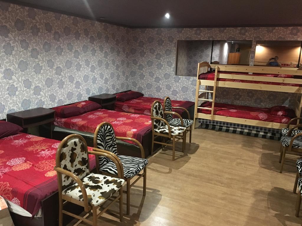 Tolli Hostel & Holiday House Valga Extérieur photo