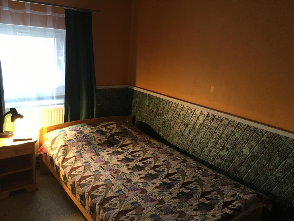 Tolli Hostel & Holiday House Valga Extérieur photo