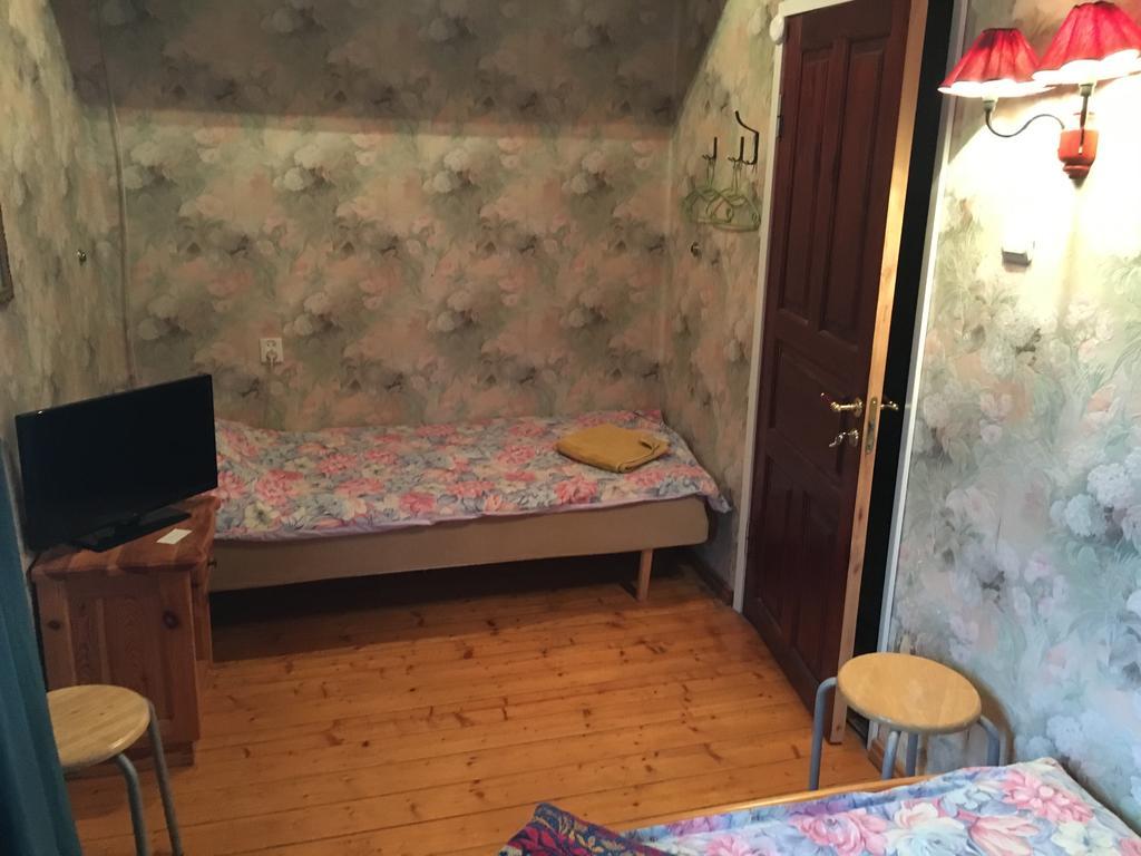 Tolli Hostel & Holiday House Valga Extérieur photo